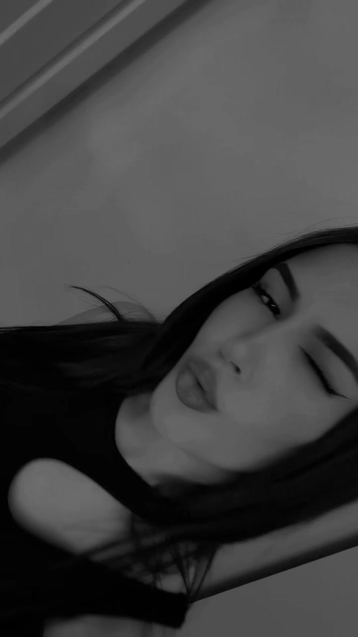 @Lmeryoula.04