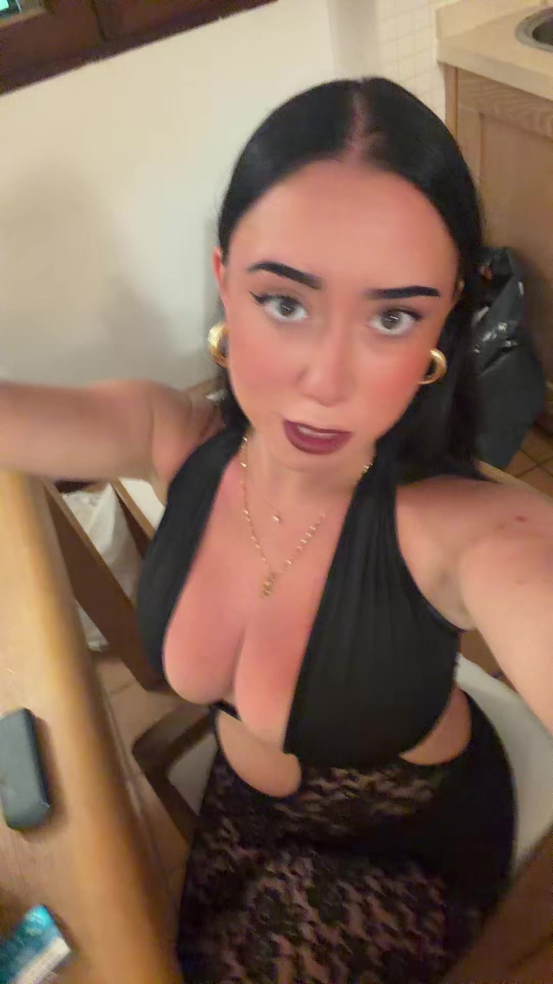 @Ainelyalcontrario
