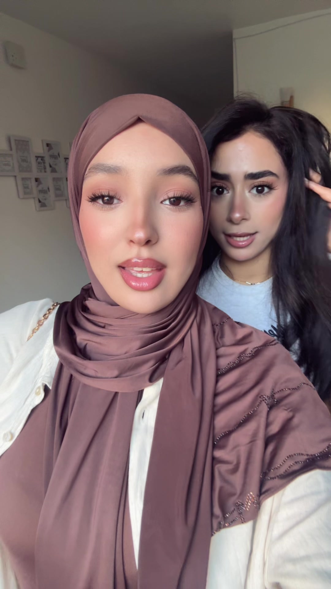 @𝓑𝓸𝓾𝓽𝓱𝔂 ✨