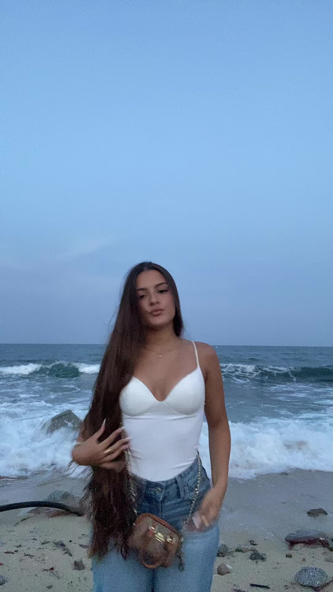 @martadaniiela