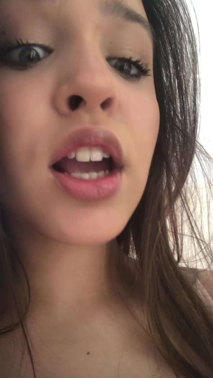 @Shakira