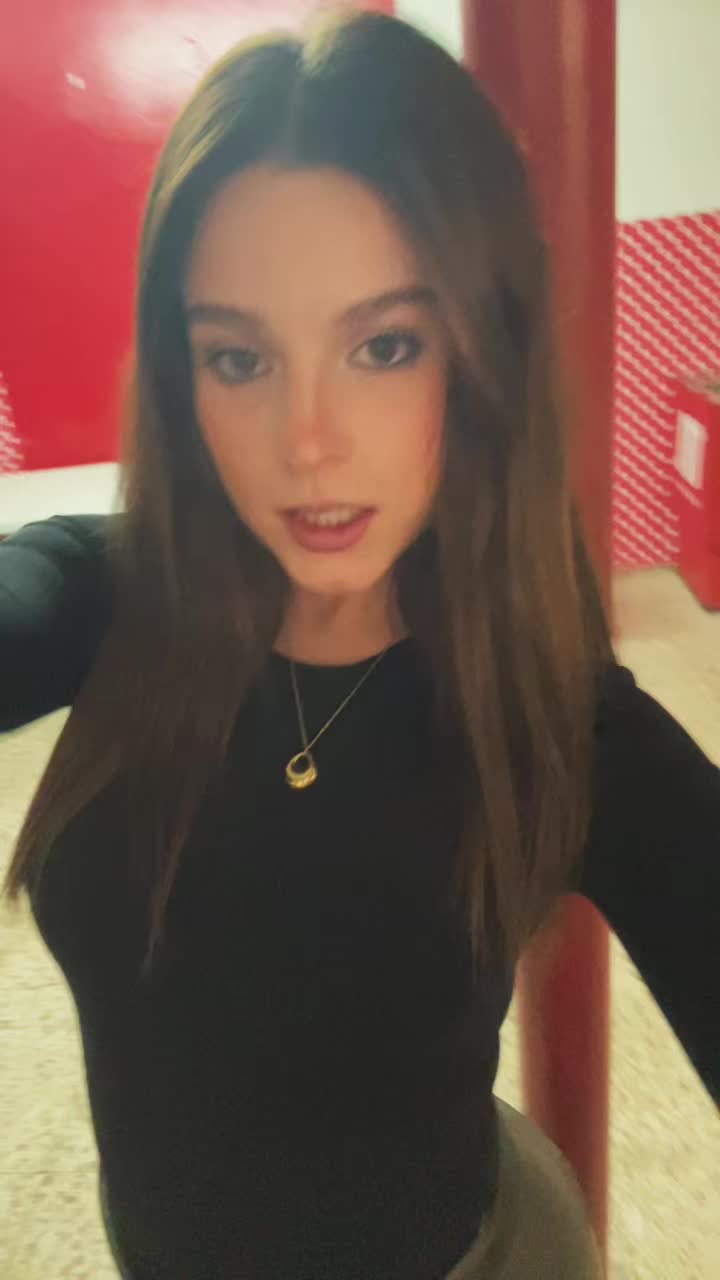 @helenasainzz