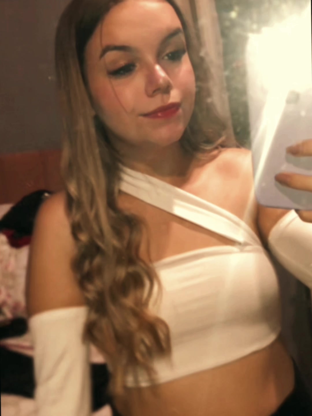 @Monnara💋