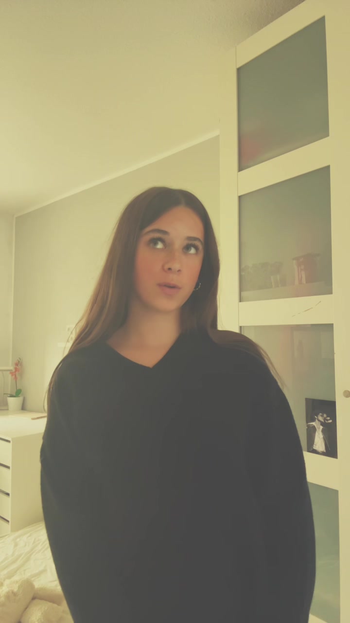 @𝐸𝑚𝑖𝑙𝑦