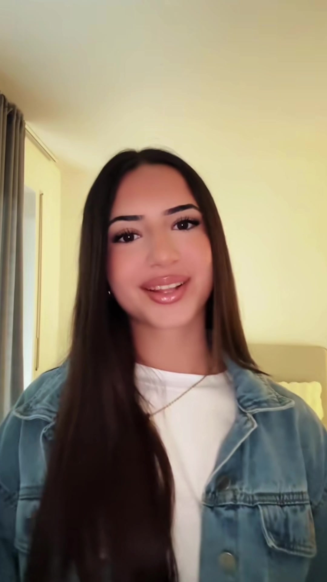 @𝐋 𝐔 𝐈 𝐒 𝐀 🇦🇱