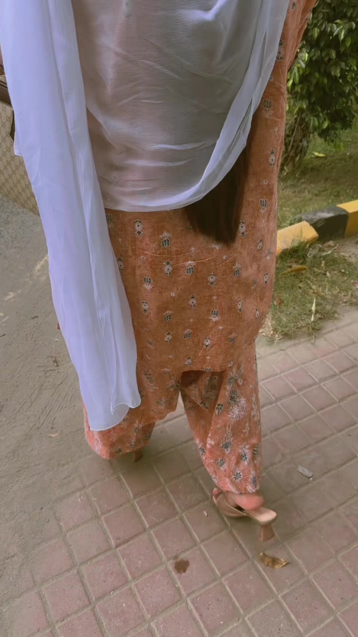 @Dr.Zara.Choudary