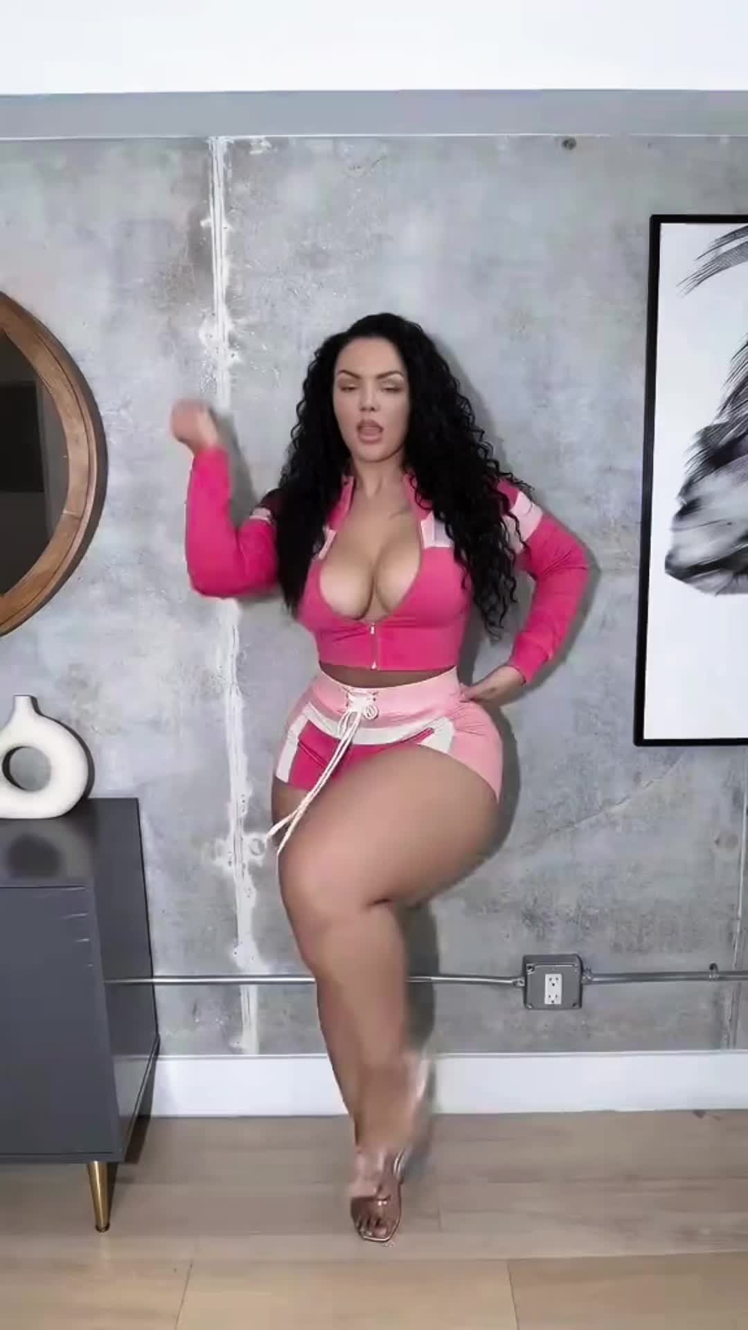 @Love ✅