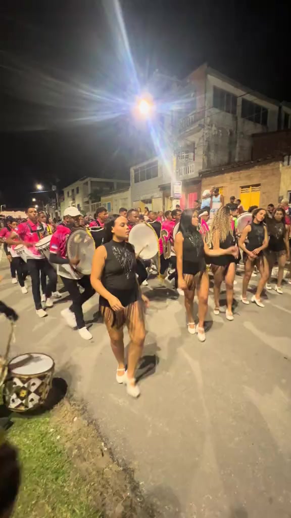 @Bandas de PE
