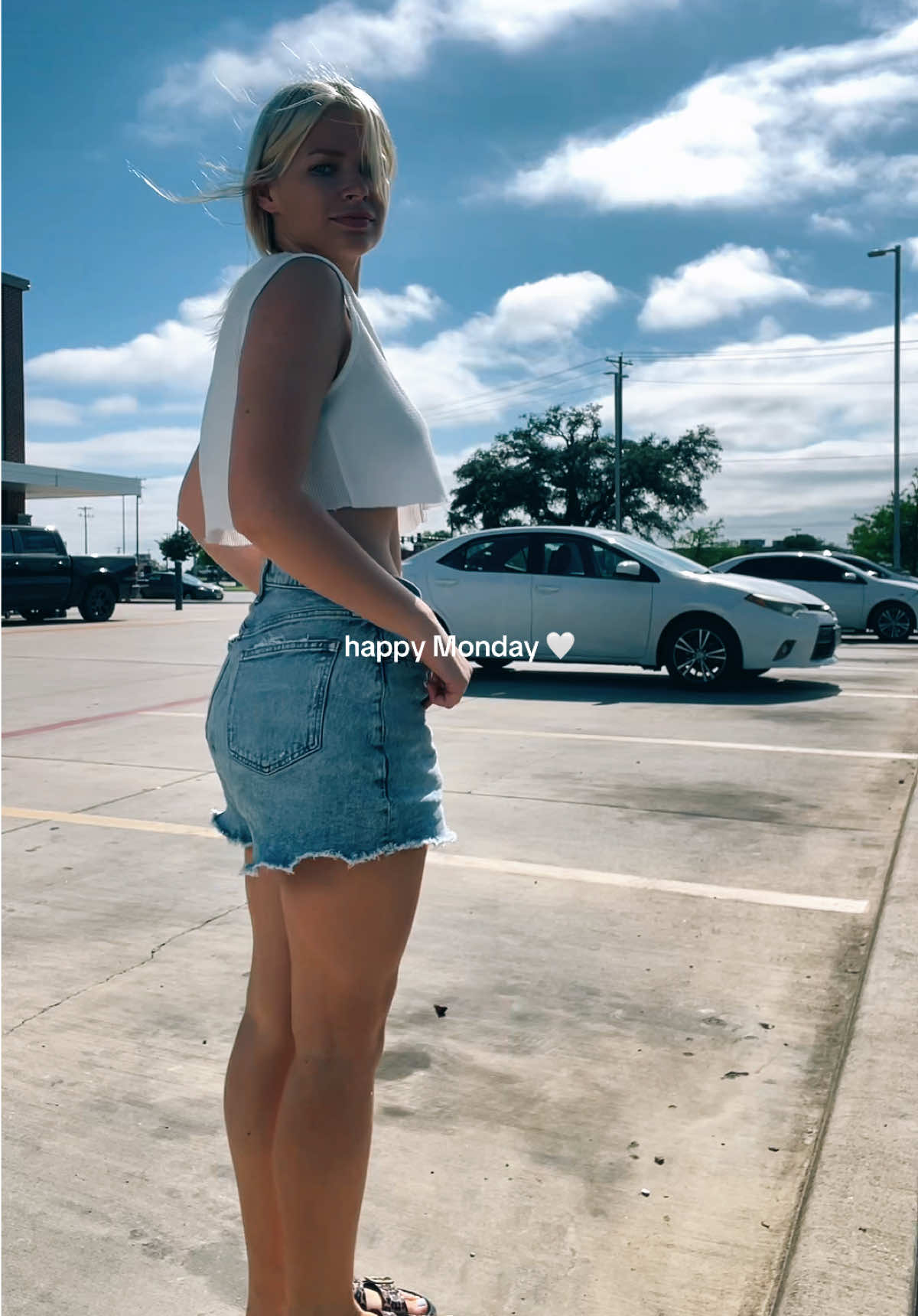 @sunkiss_society