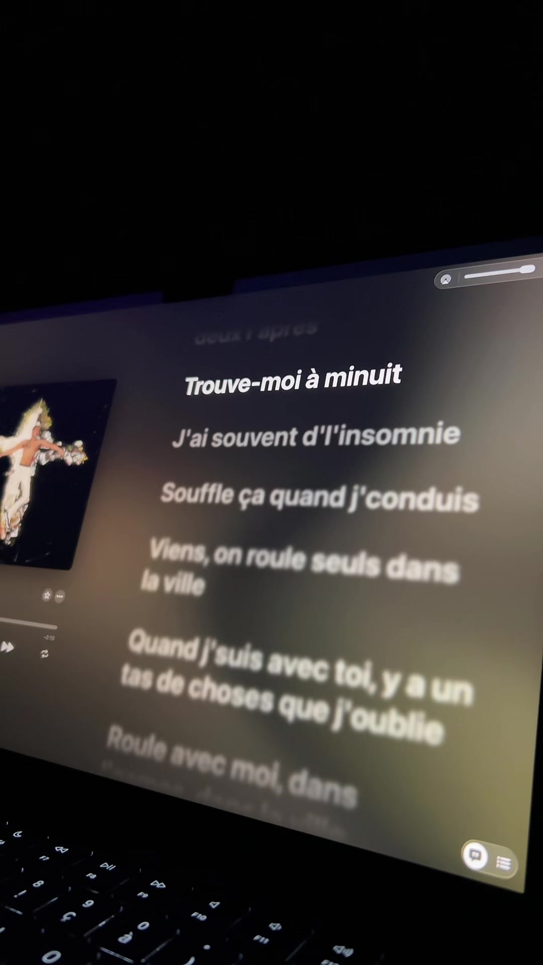 @🎧LYRICS_TOK🎵