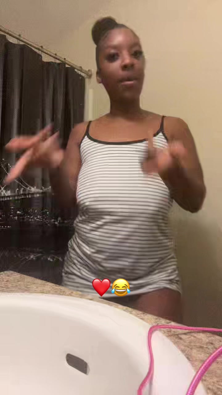 @prettyshania1