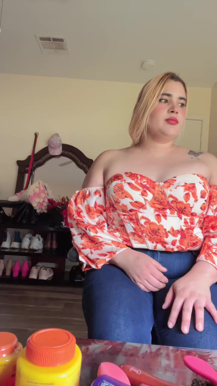 @Mely ✨✨🎀🎀🍒🍒