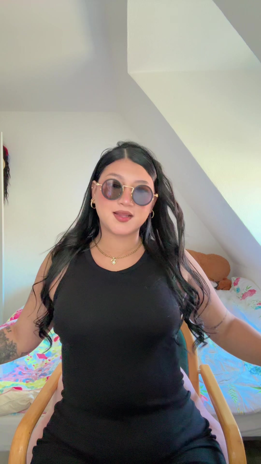 @🖤