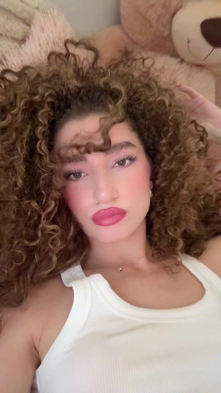 @𝐃𝐡𝐮𝐫𝐚𝐭𝐚 🇦🇱