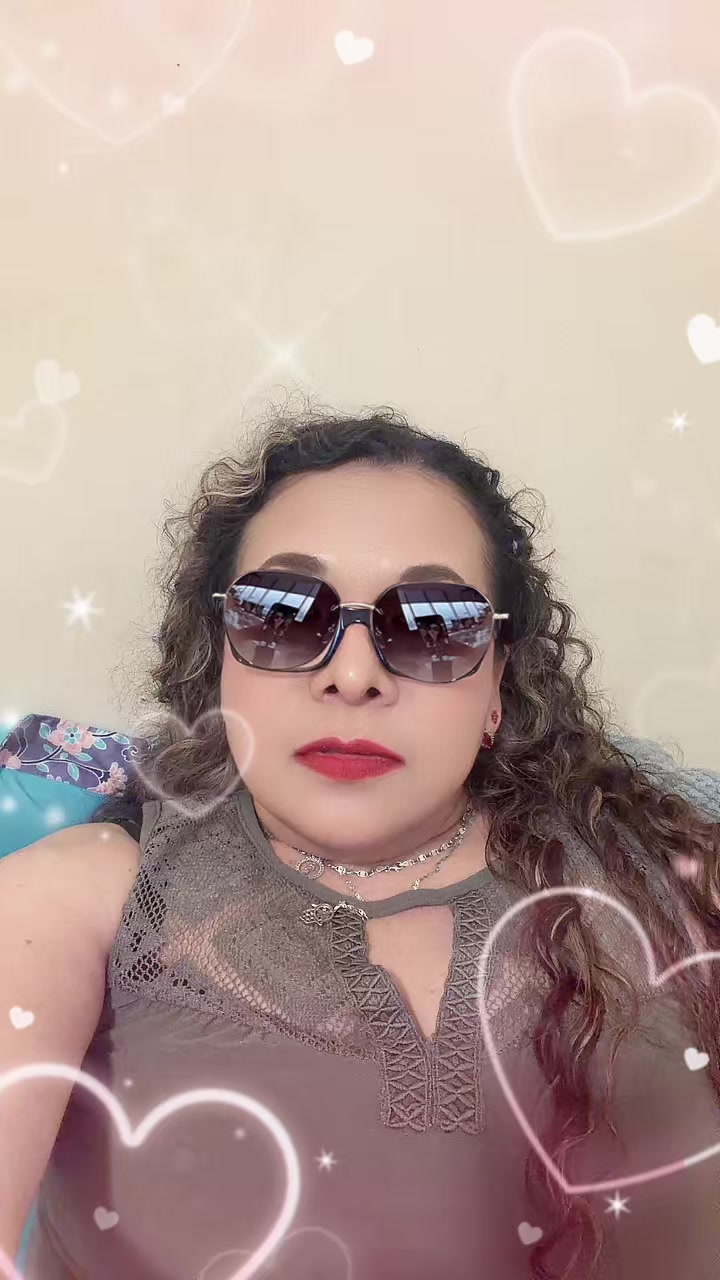 @Sofia Hernandez8072