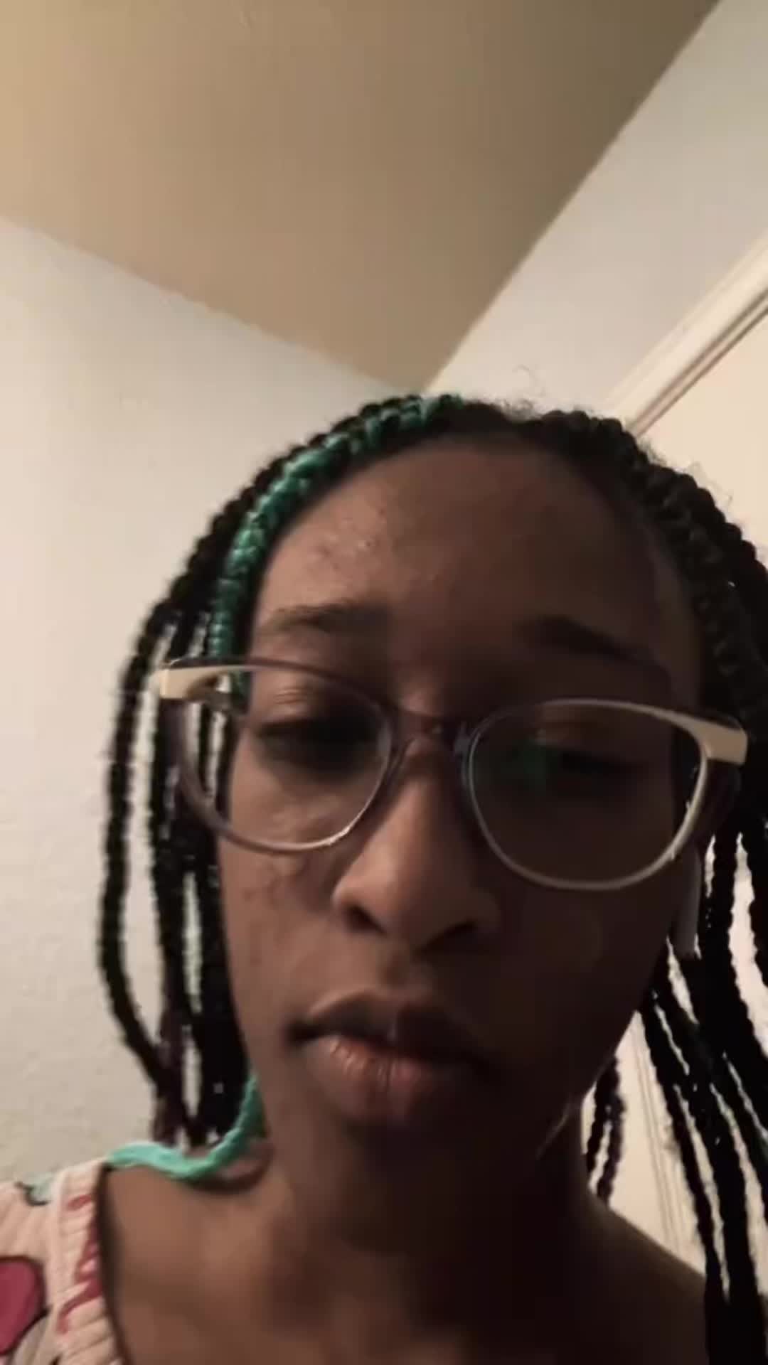 @Shayla