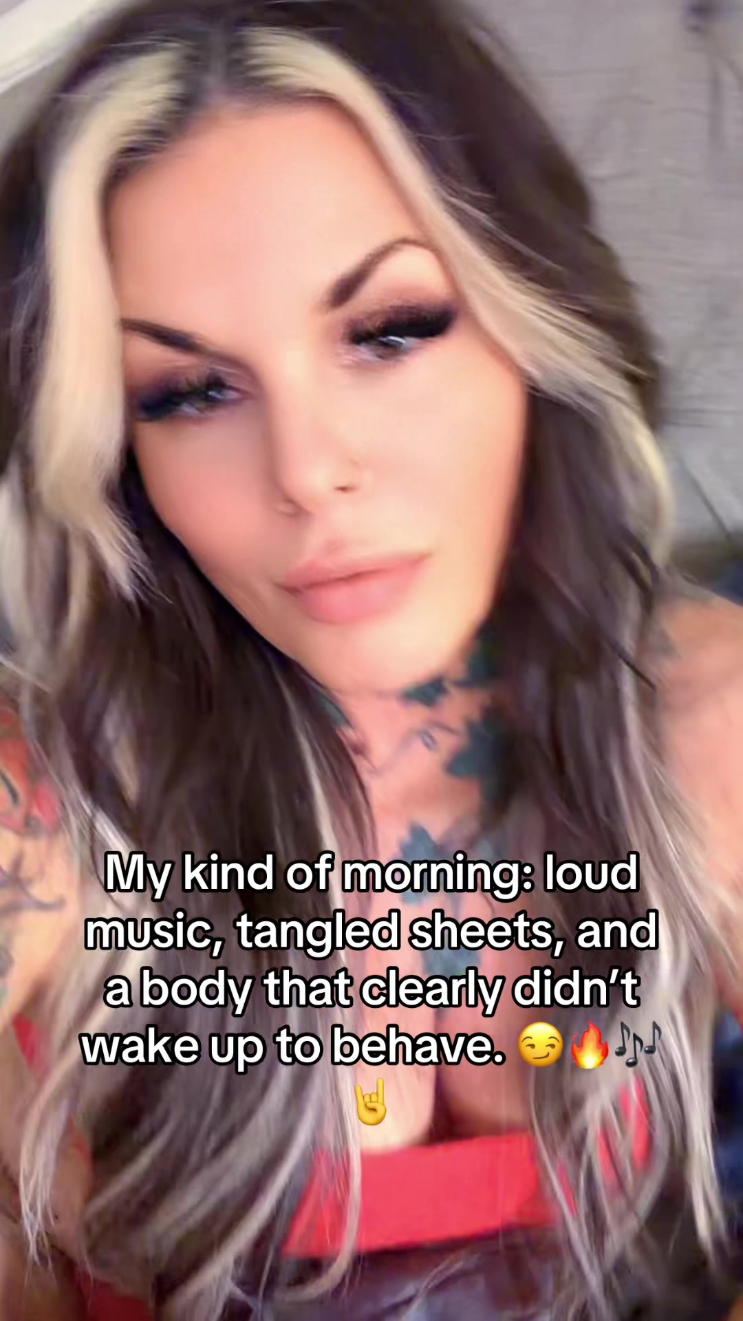 @Cruesbeauties โ