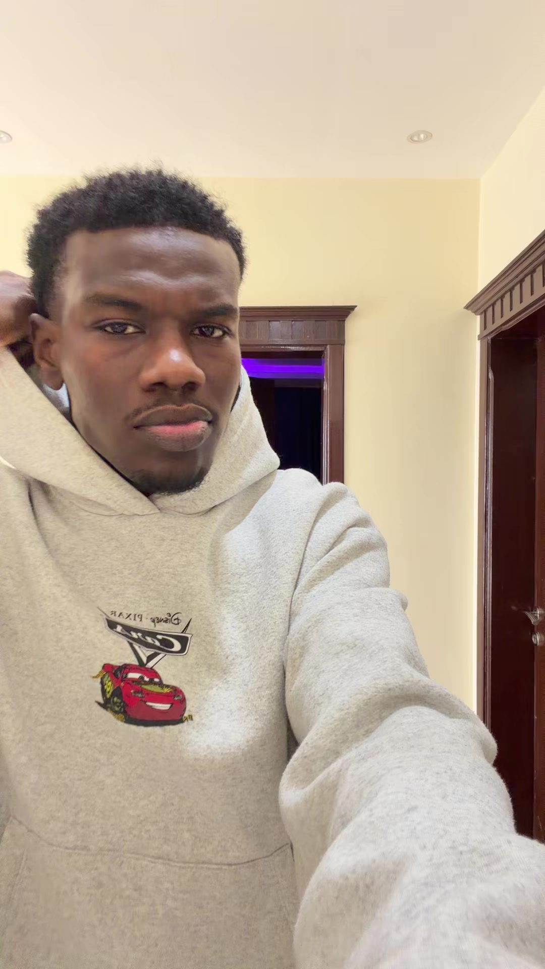 @🧑🏿🦱.