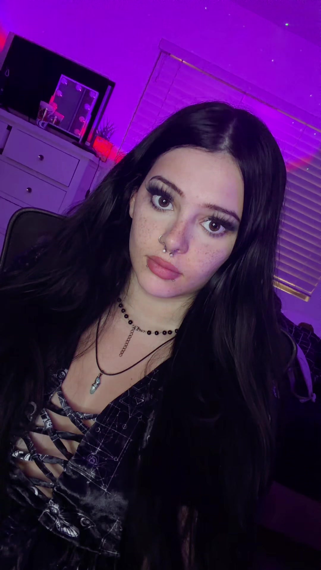 @☺️