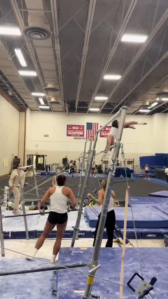 @uwogymnastics