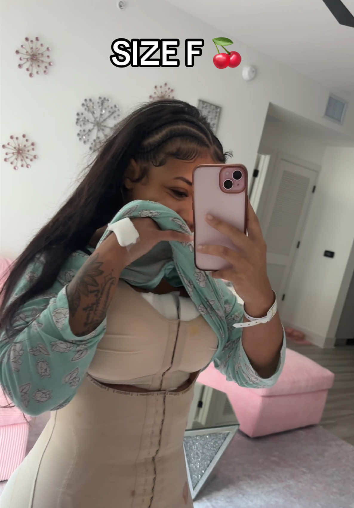 @Siani Chanel