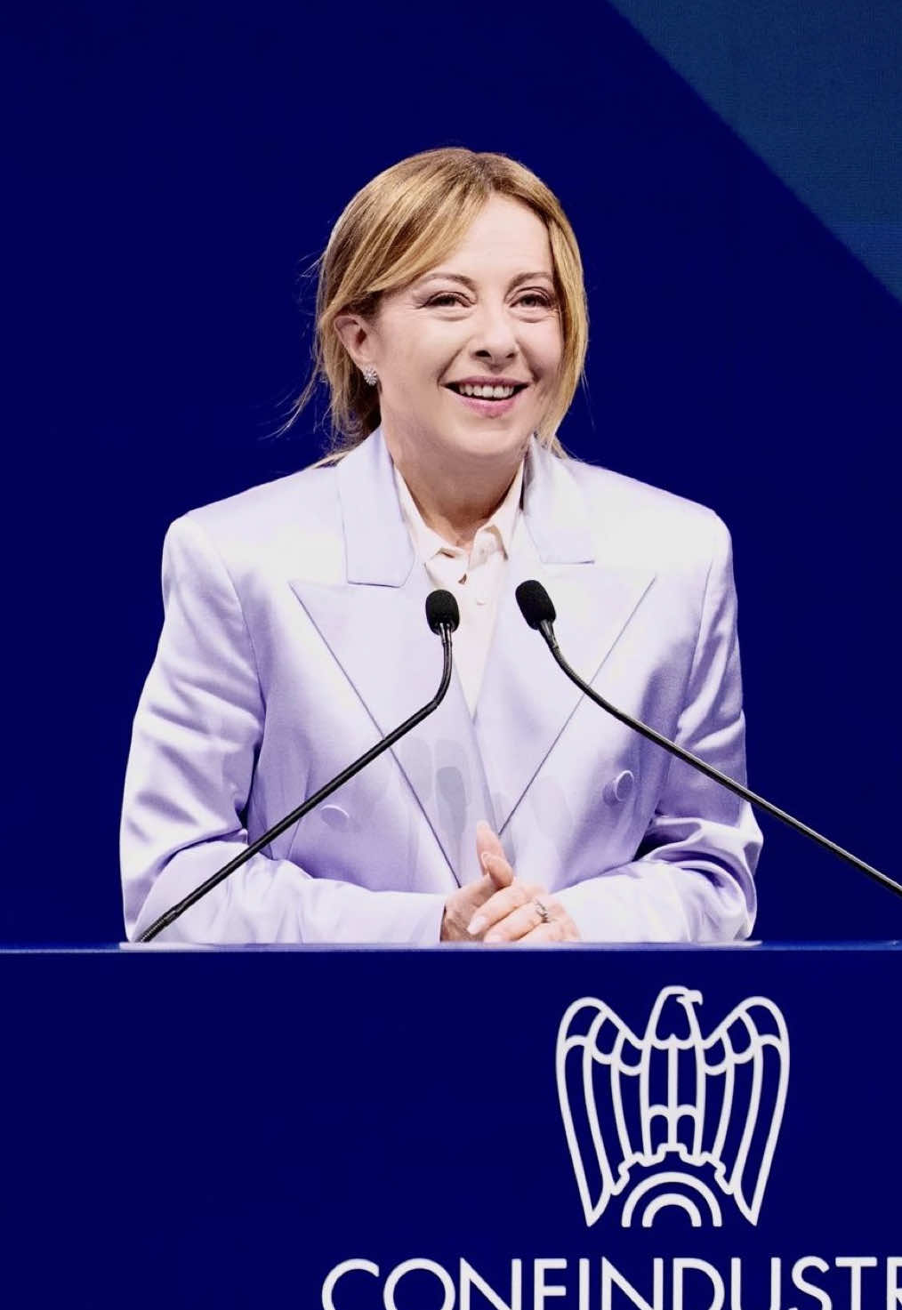 @Giorgia Meloni