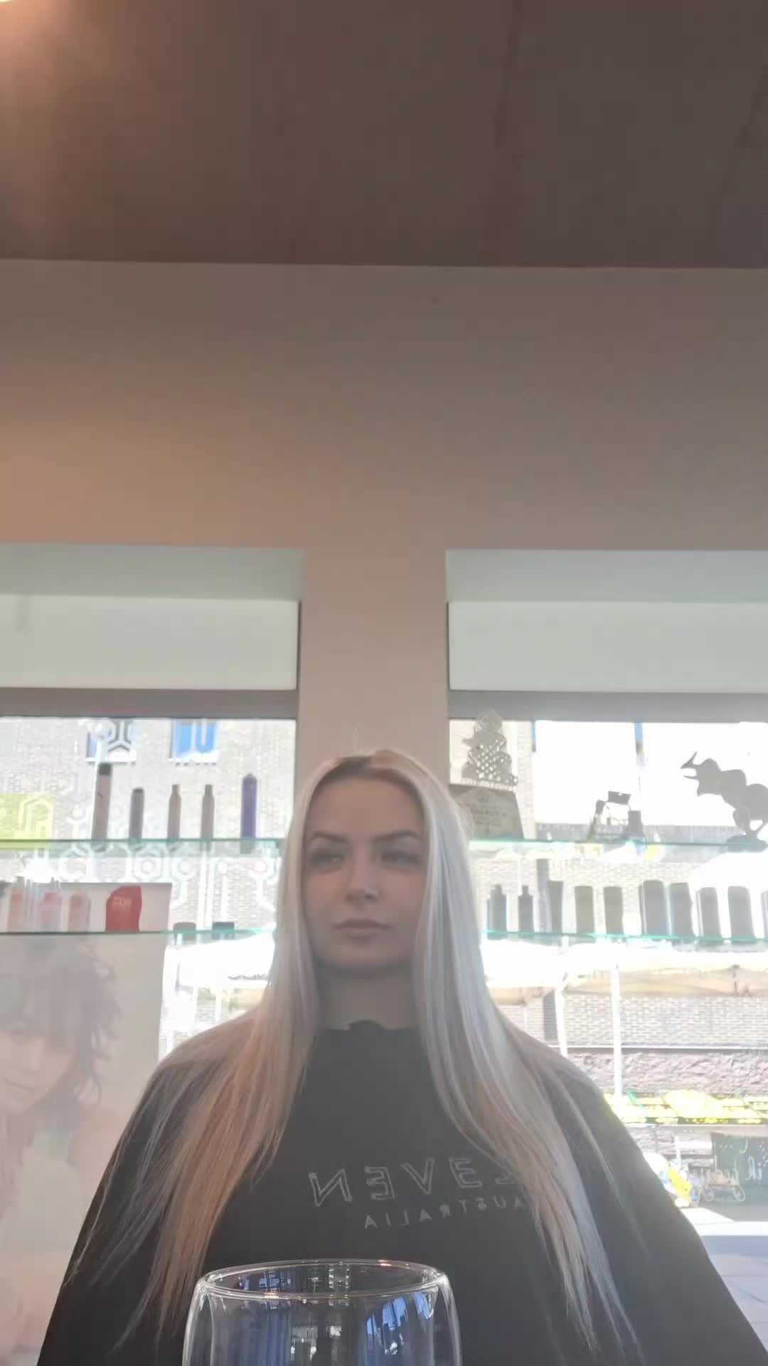 @Ilona.kapsalon.lunique
