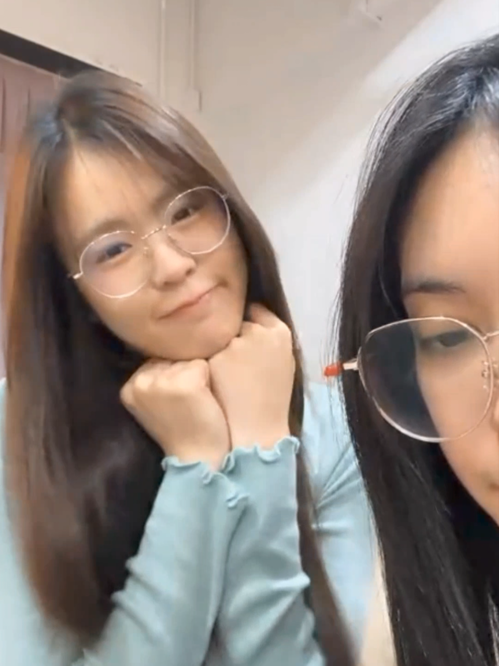 @T