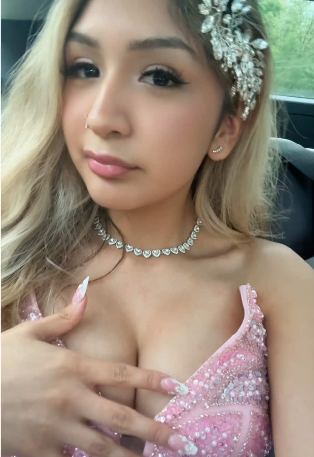 @︎︎︎︎︎👸🏼