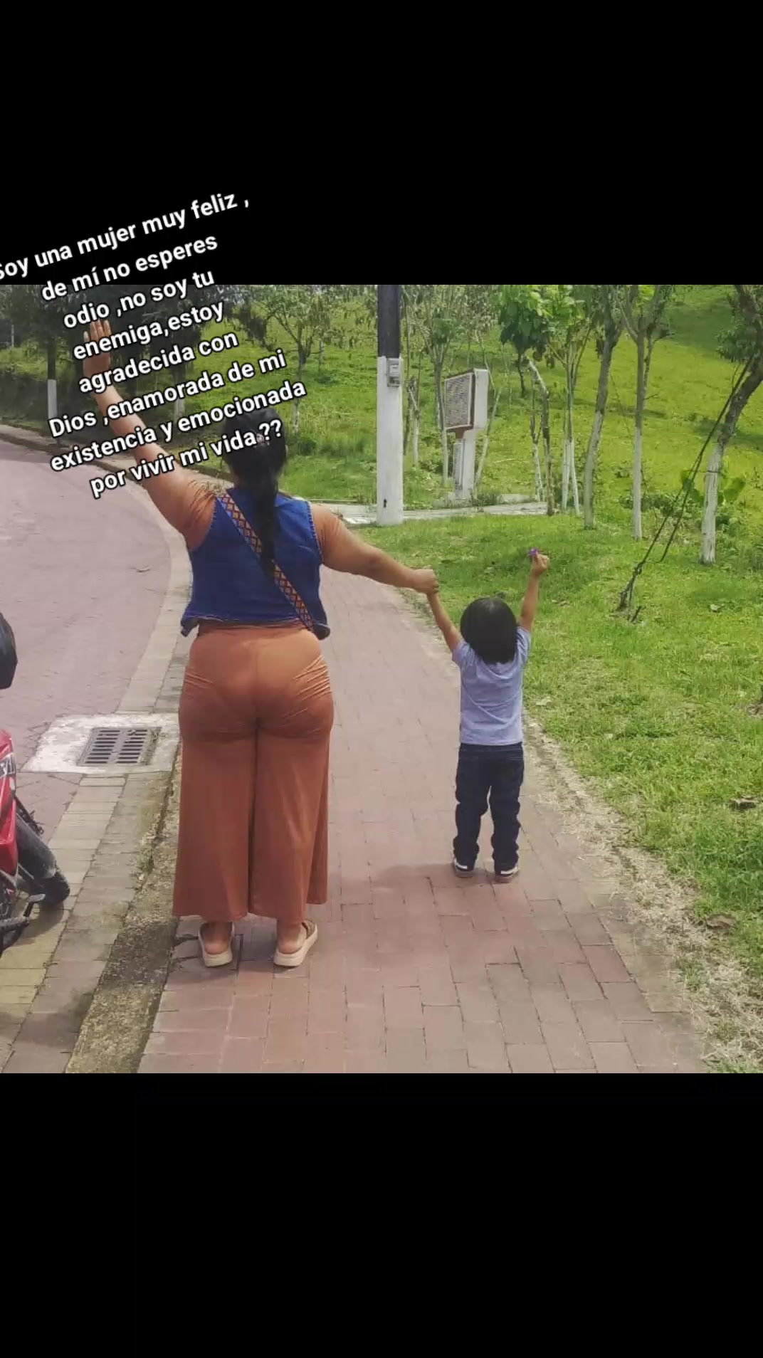 @Tatiana adonis Cristian 🤱🤴🏽
