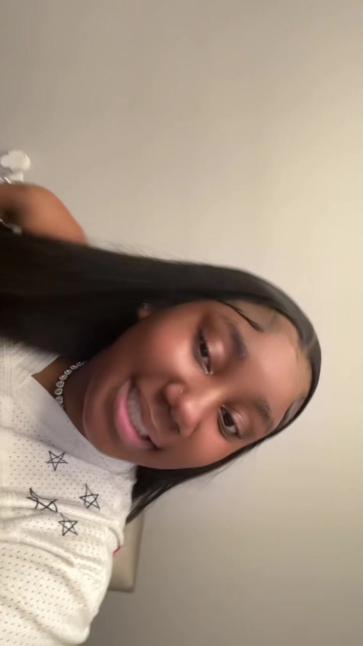 @ahmilliannaLondon