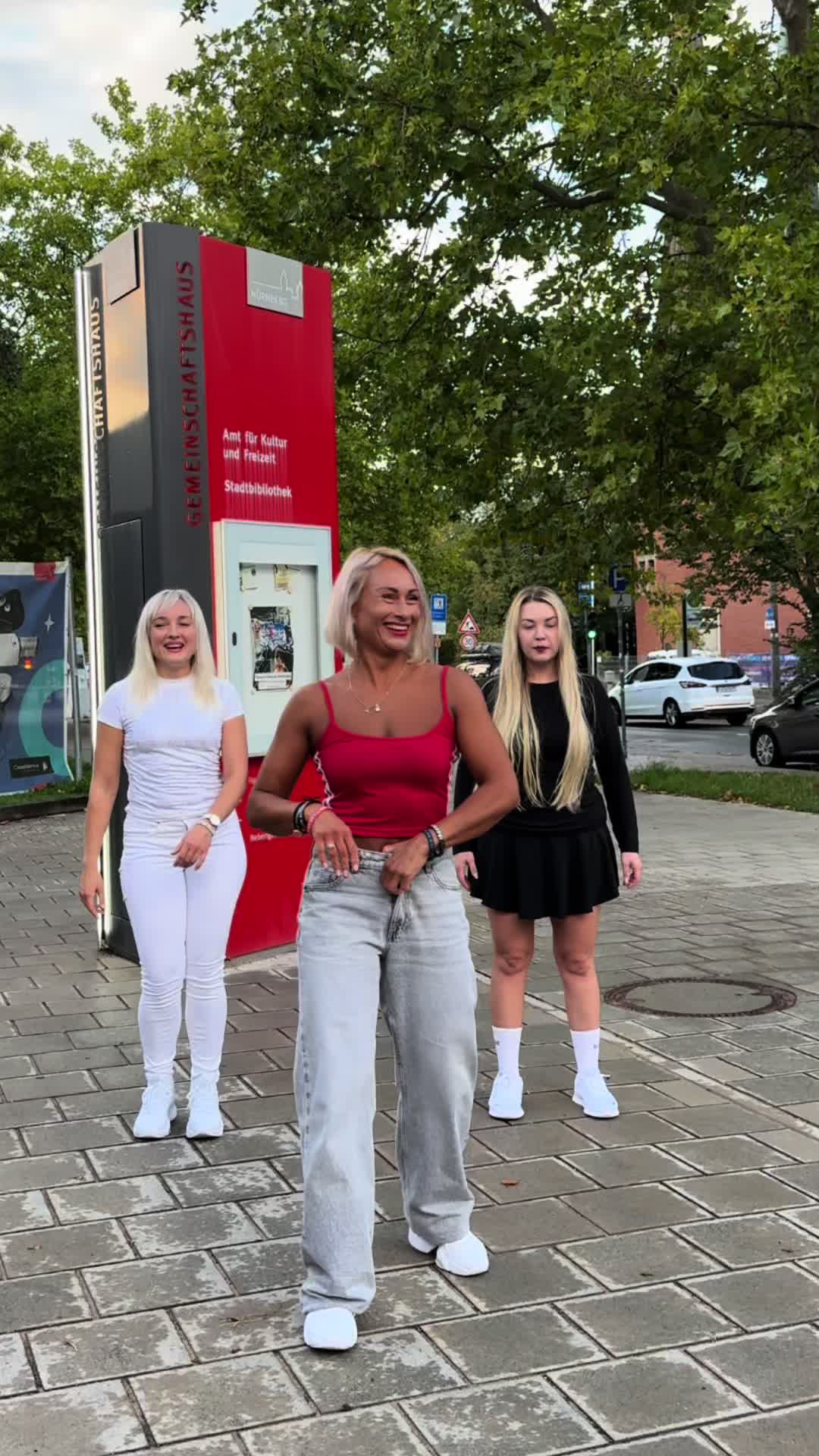 @Mari Корыстная Особа😜