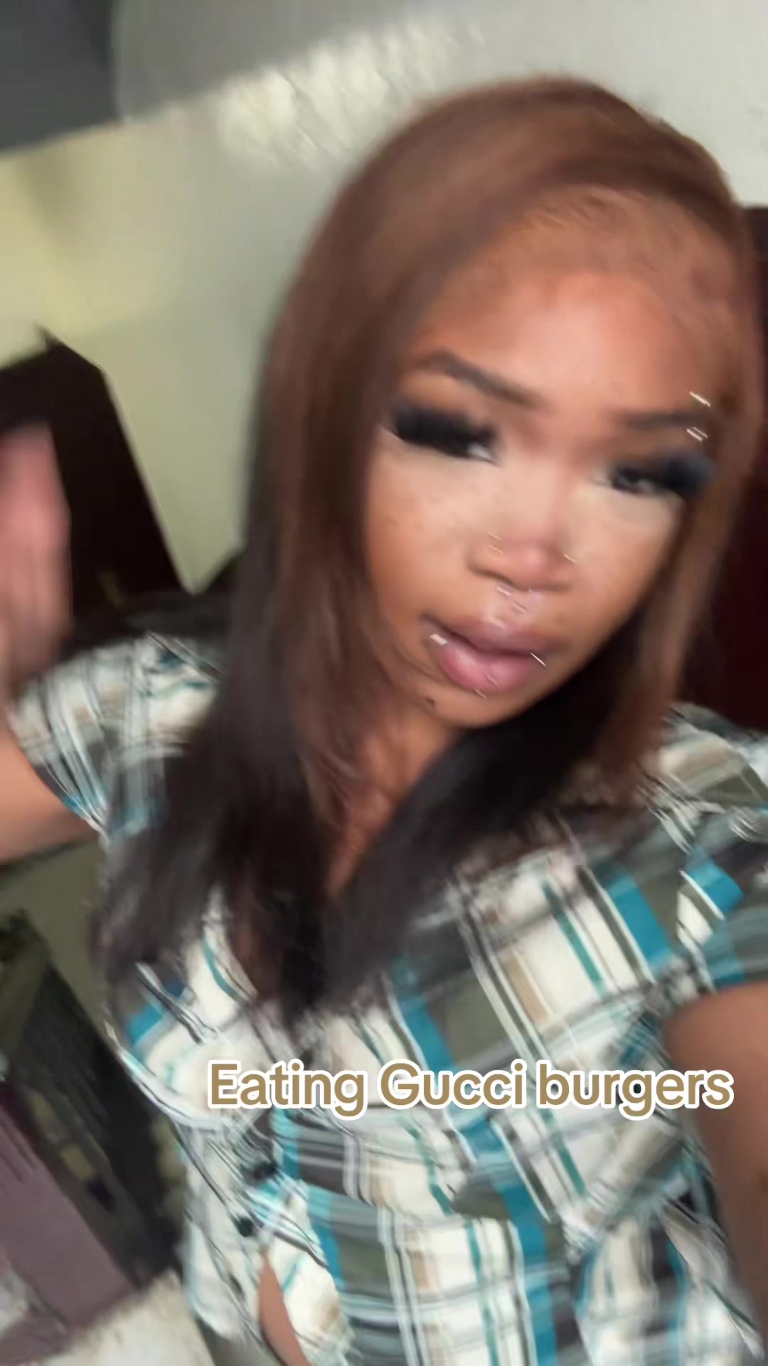 @vern3lla