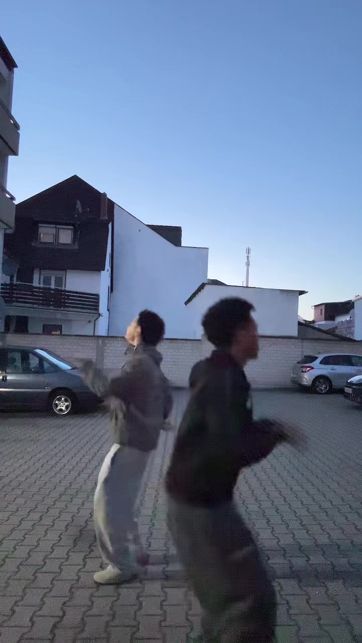 @โ