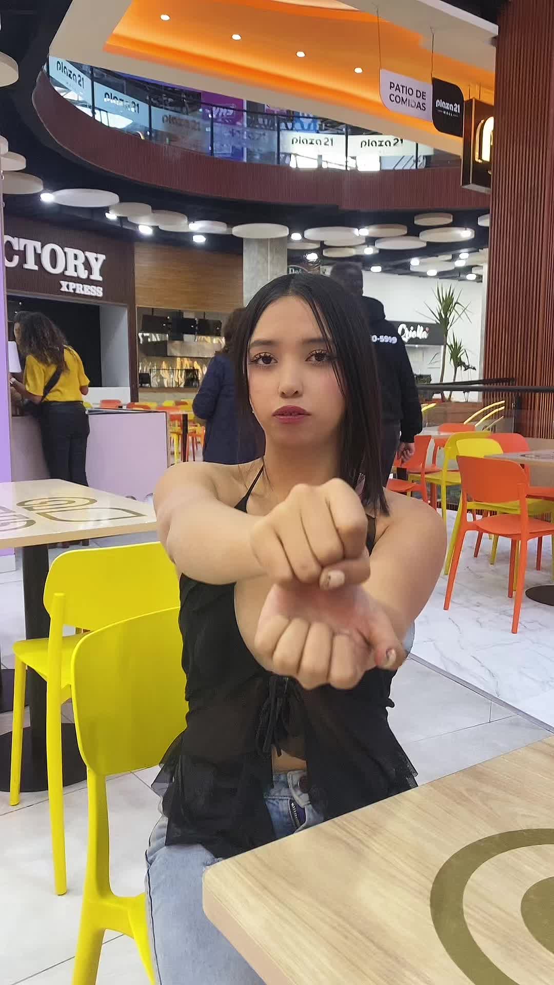 @lindalinsi 🇧🇴⭐️