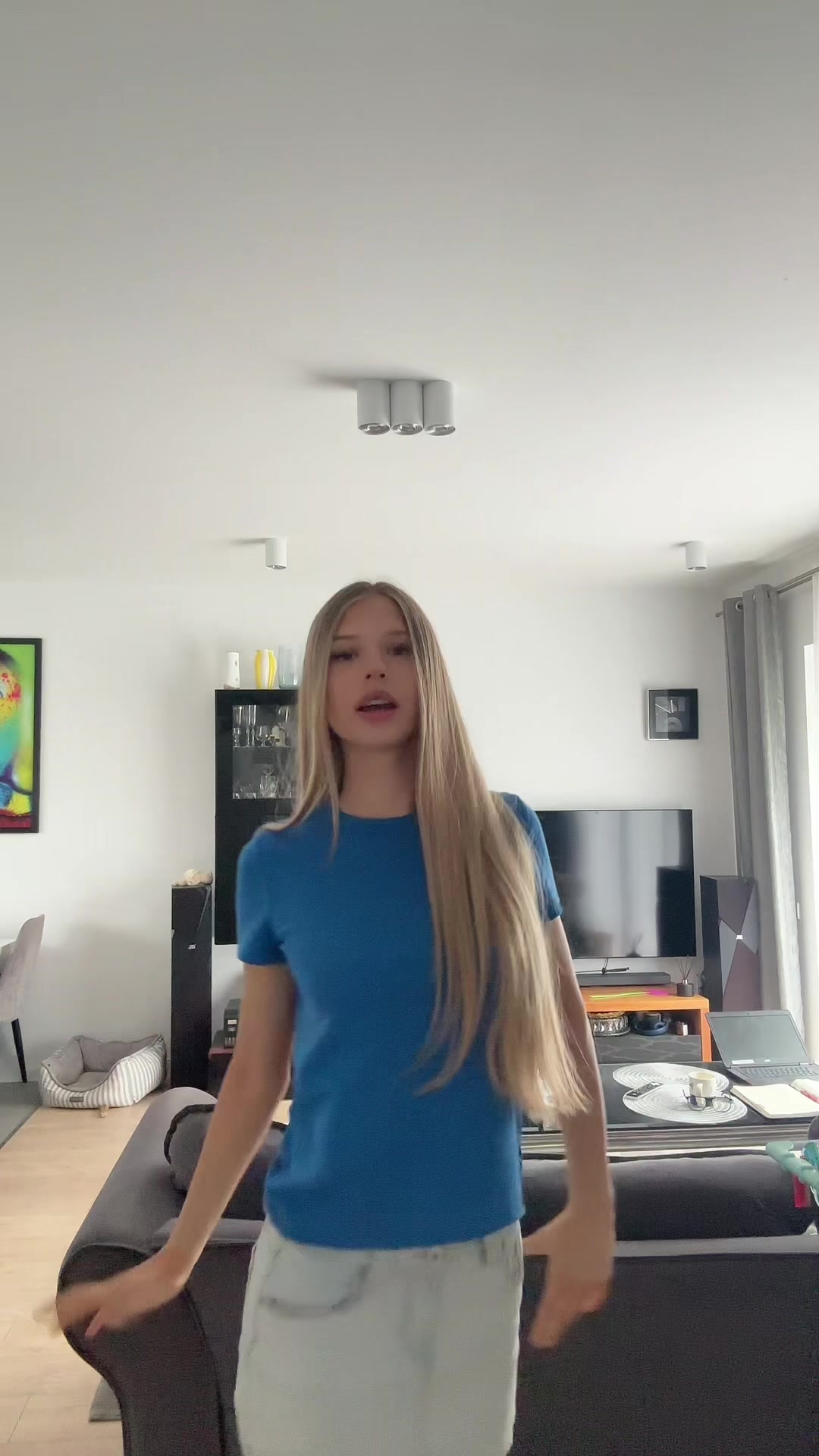 @aaduskaa__