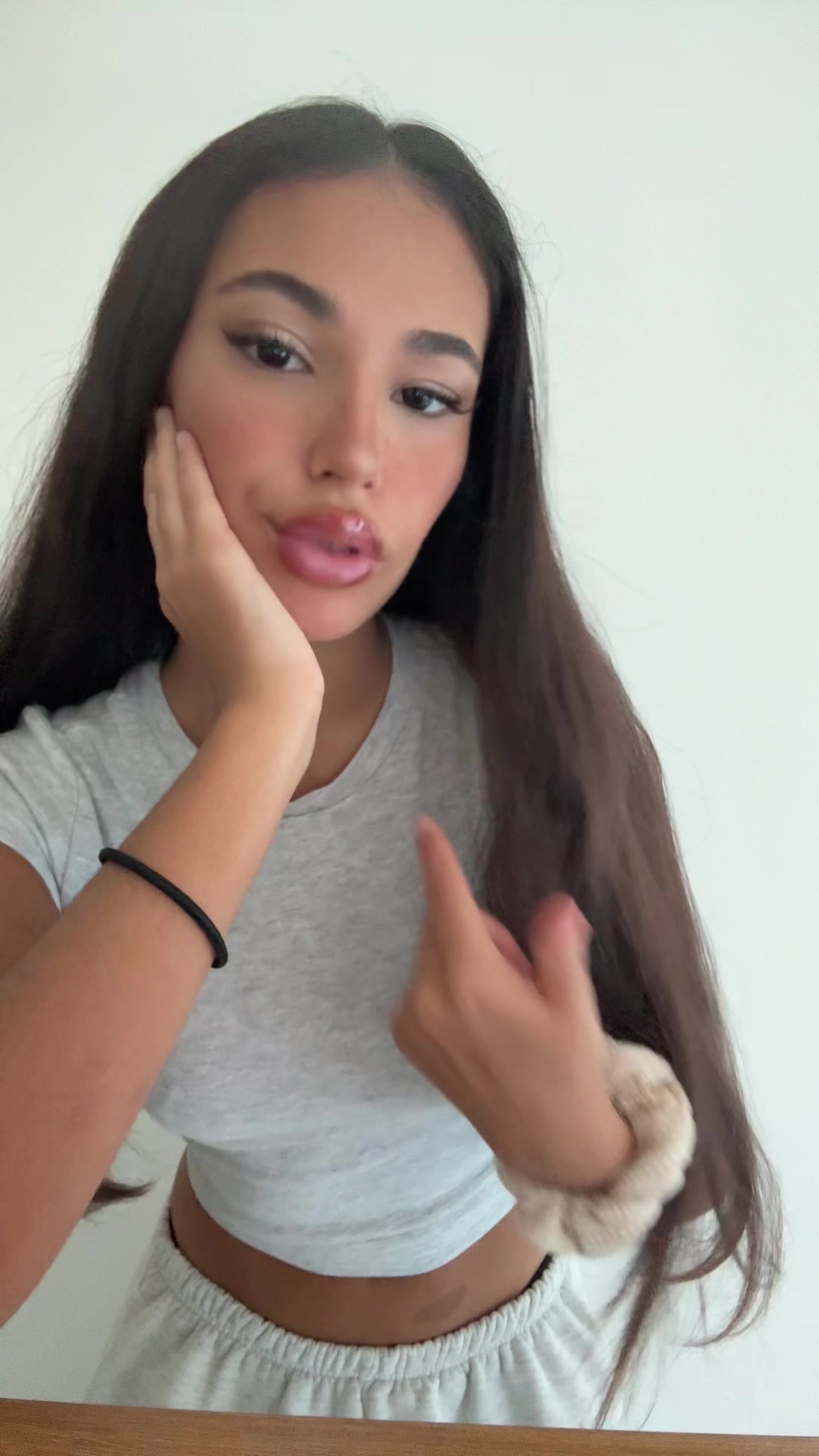 @LAEYA