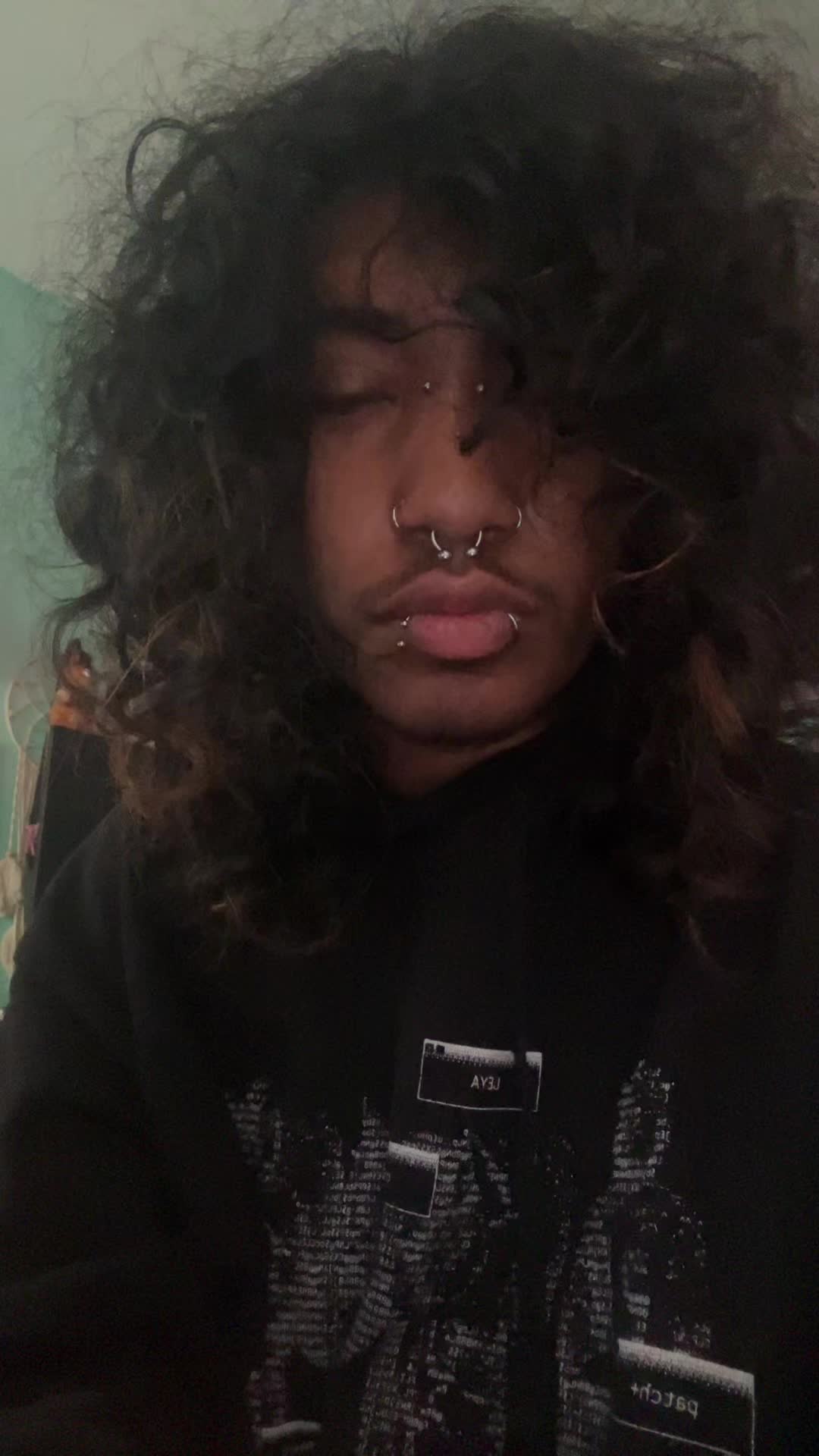 @nik 🎀