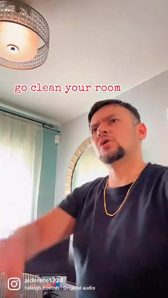 @RJ
