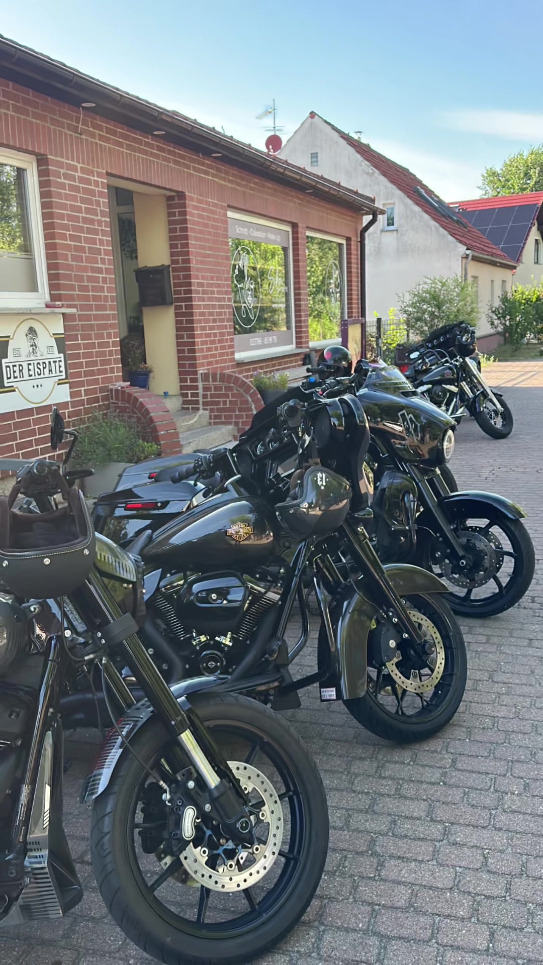 @d.d.harley