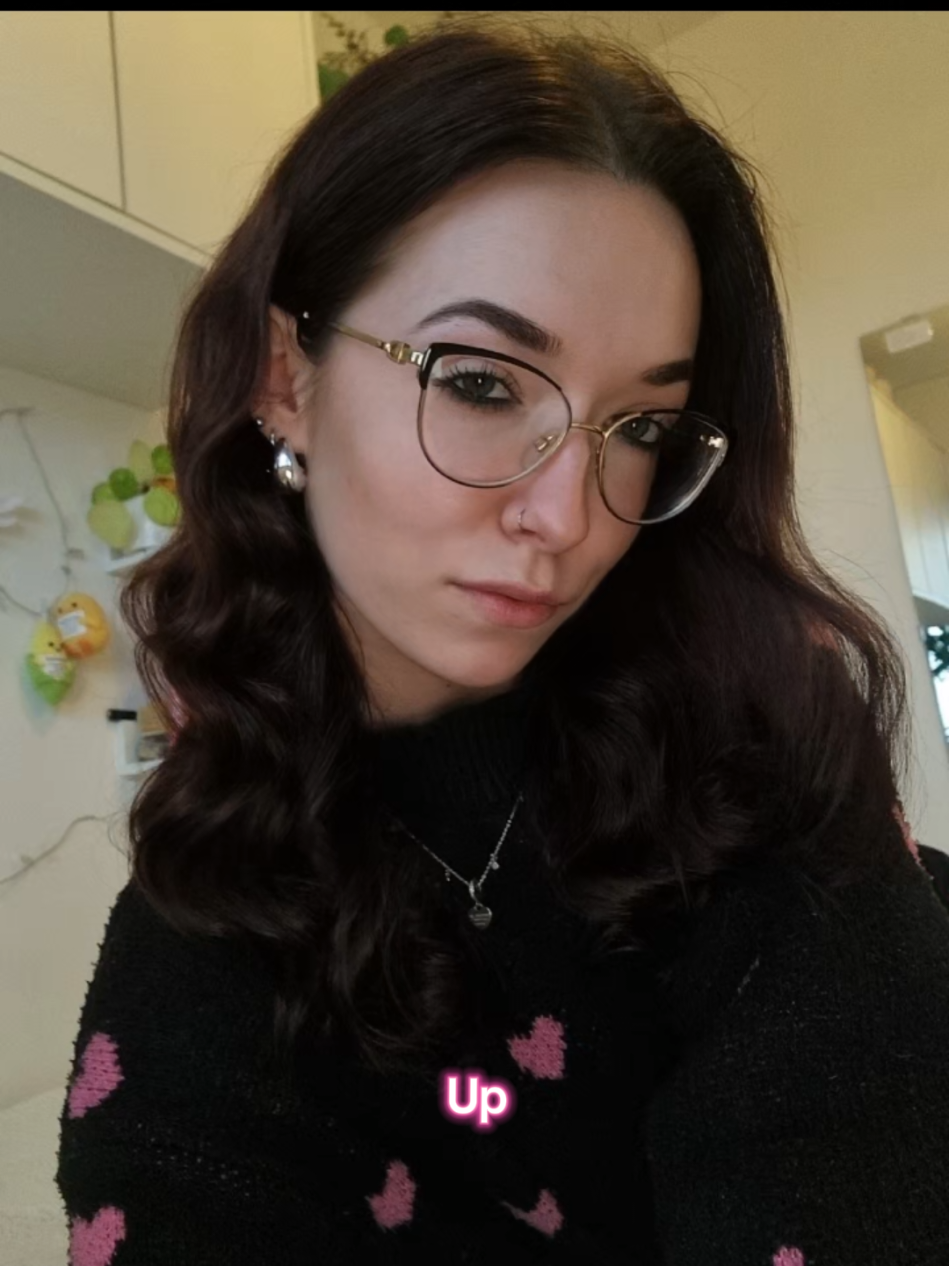 @Itsmefelina_