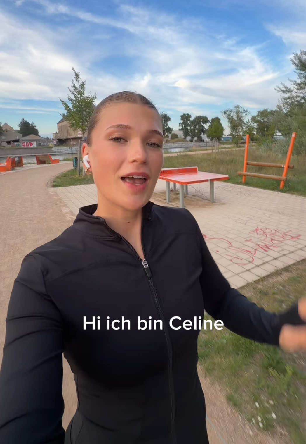 @Céline