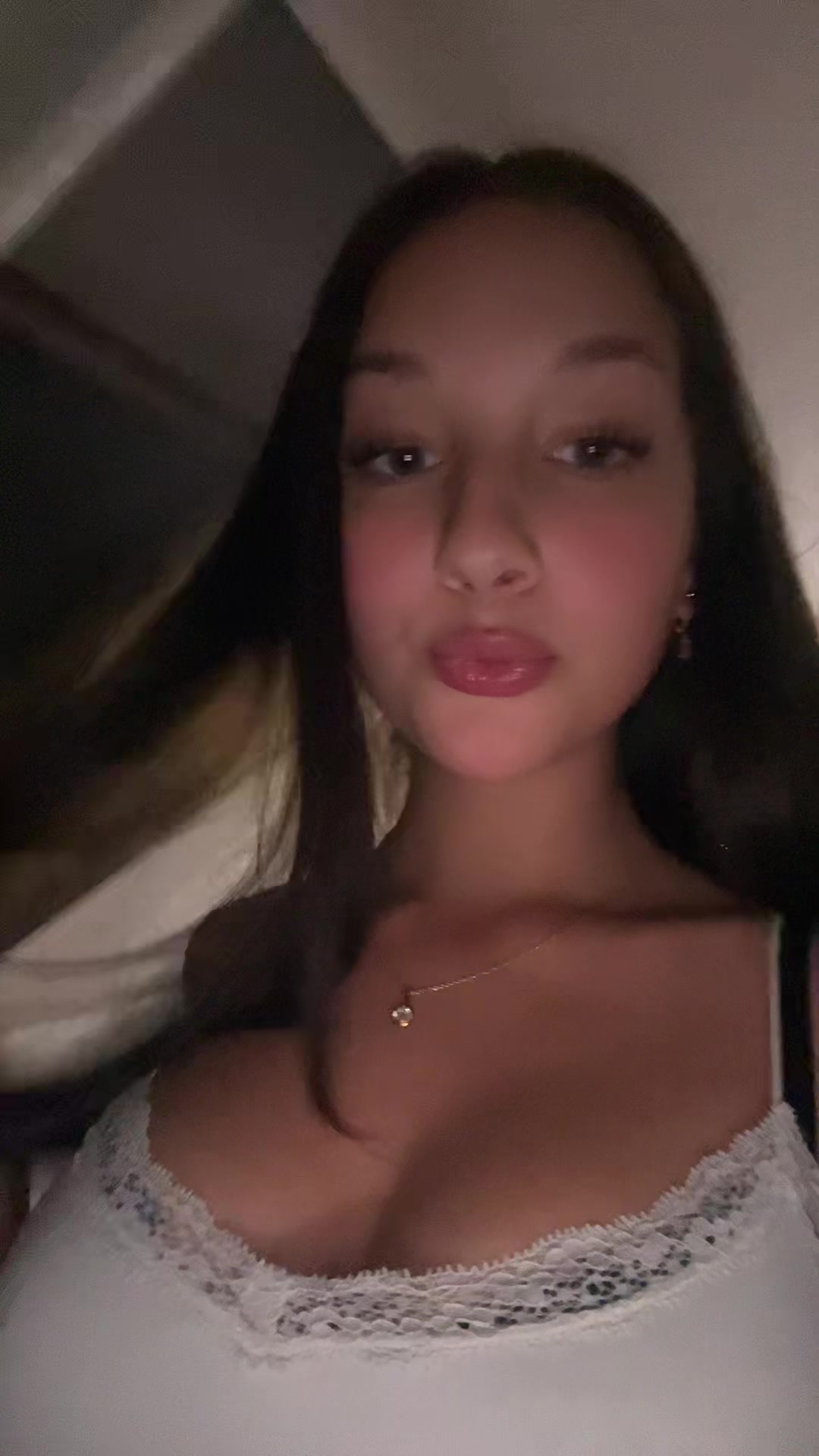 @jolie_zlr