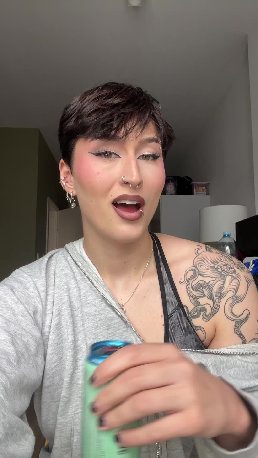@klareksekretarek