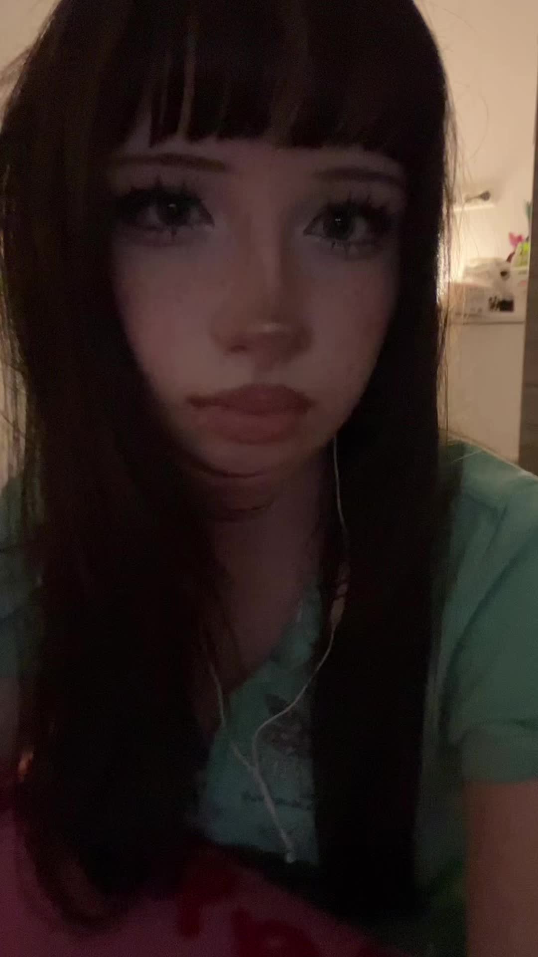@nicole