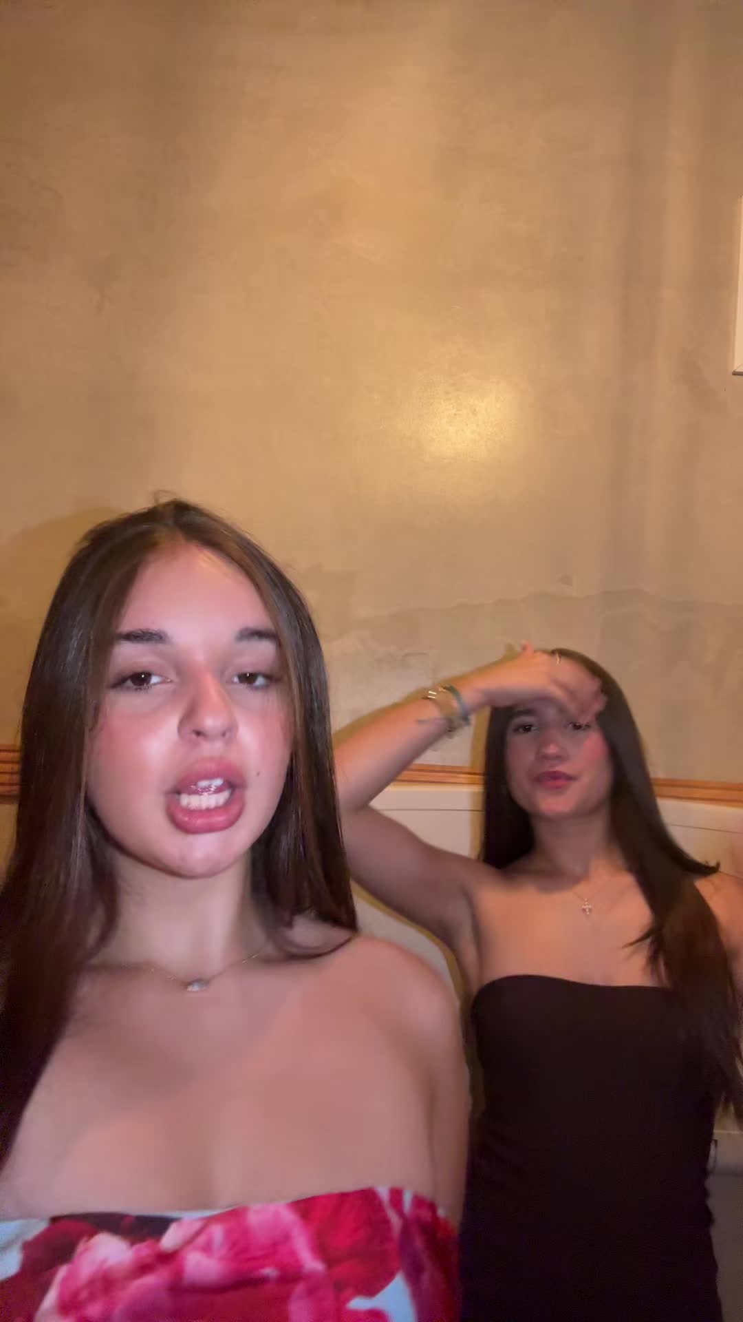 @🧚🏼♀️