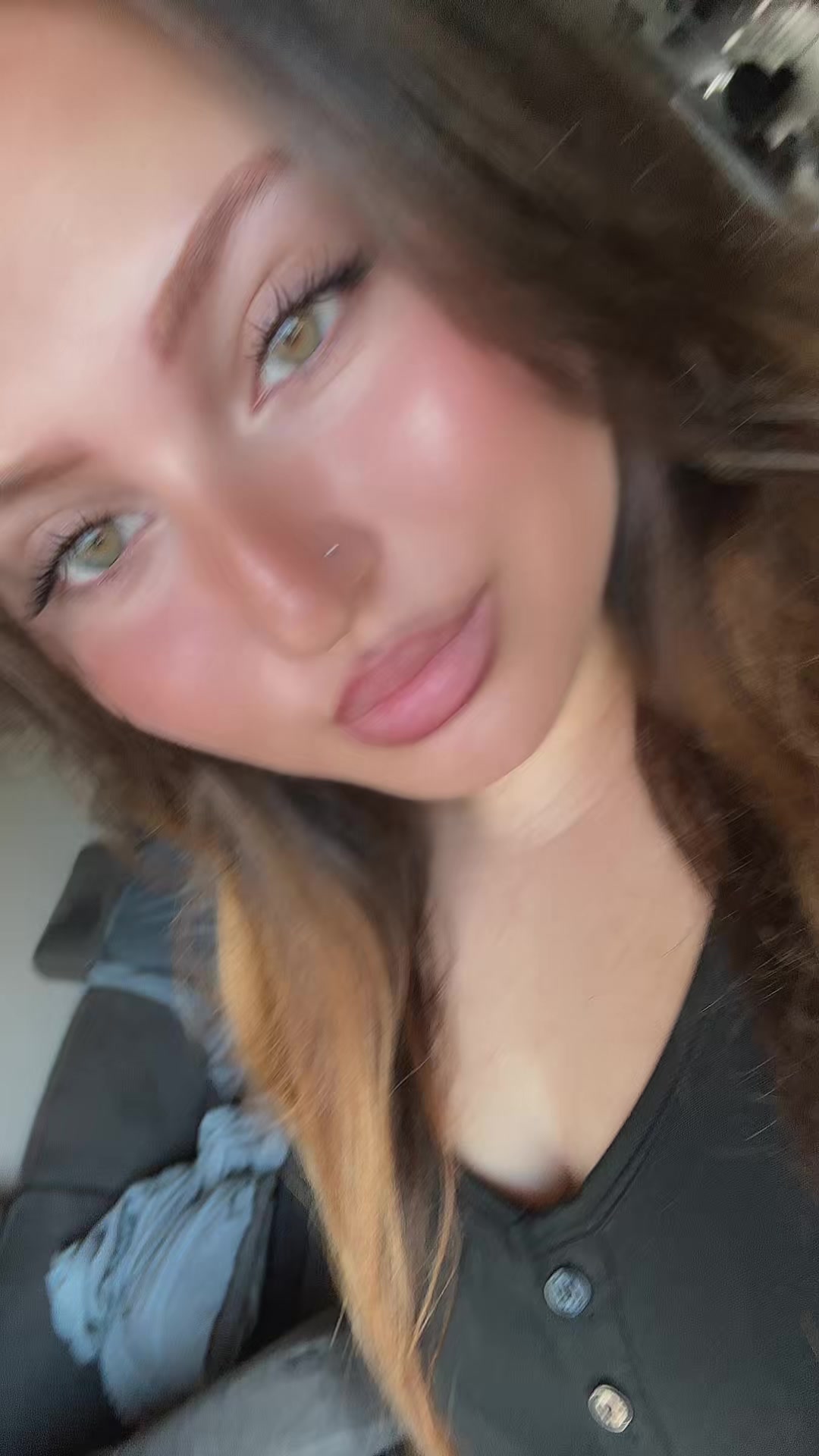@<3