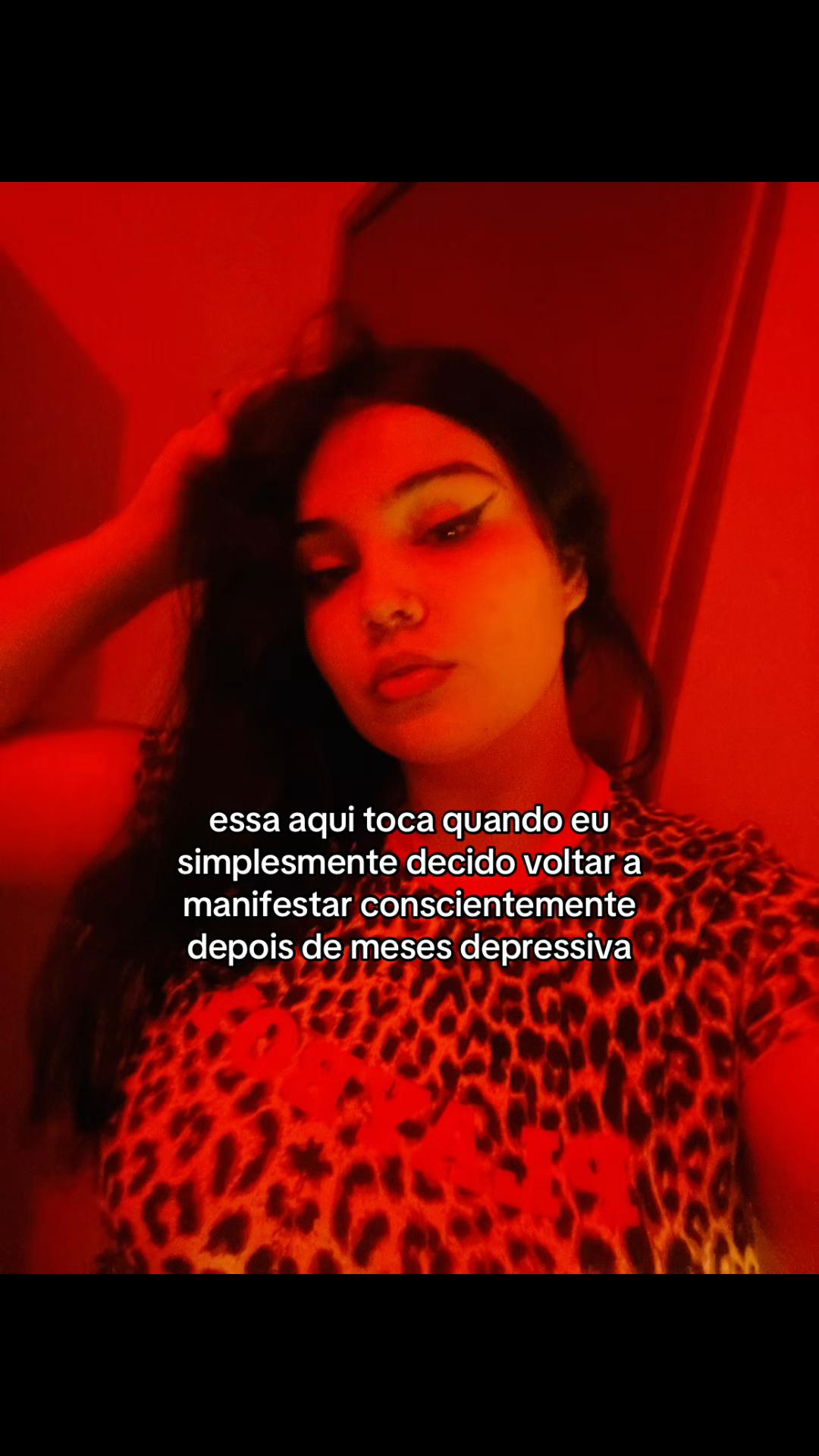 @vee ☥
