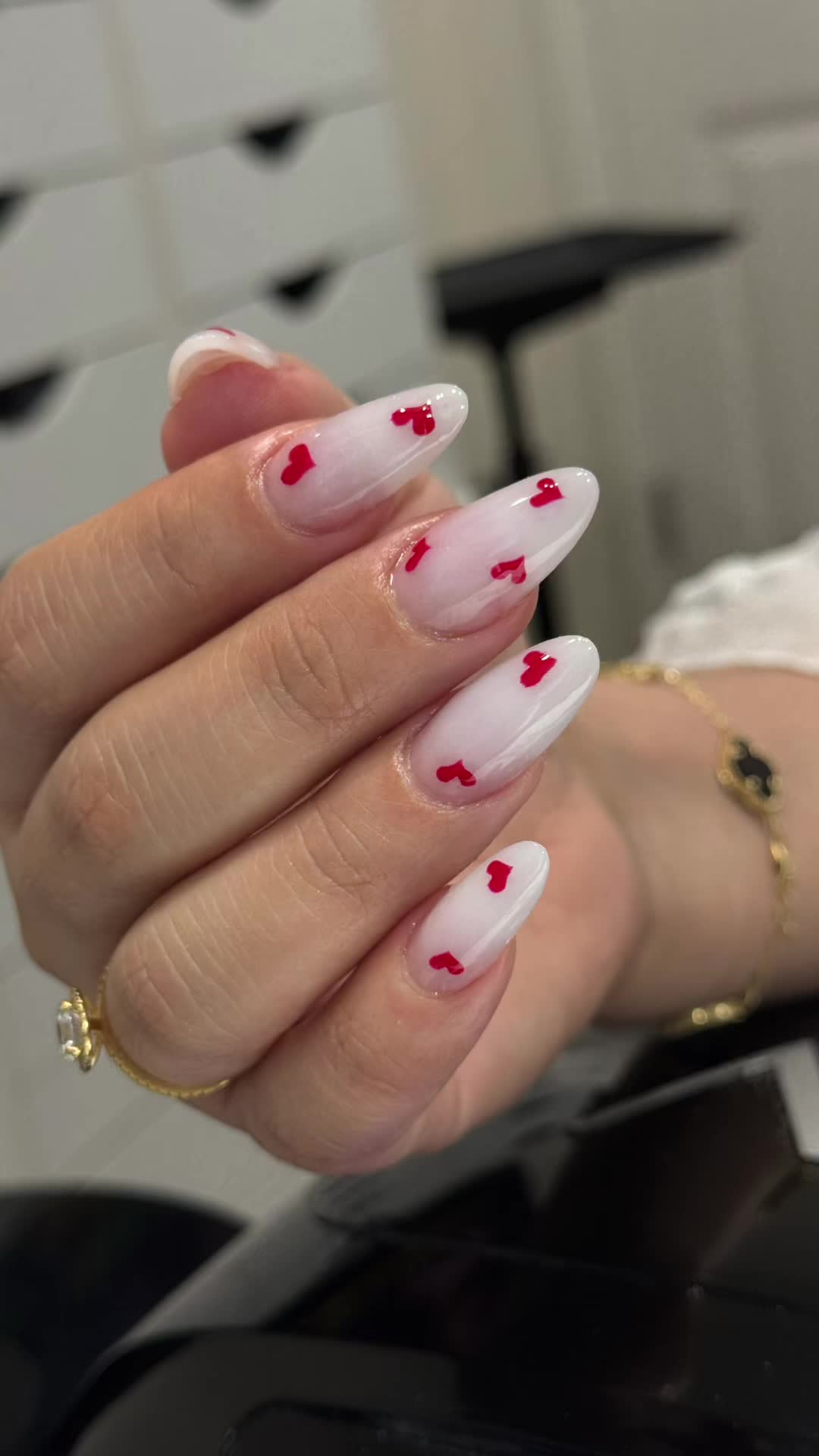 @LeislyNails
