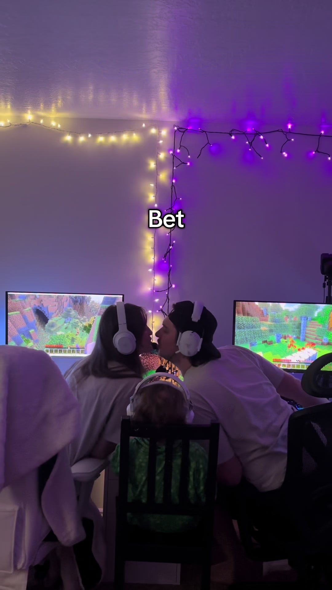 @sarahadamstv